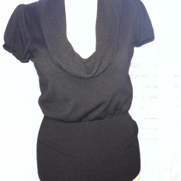 UEC EXPRESS BLACK SHORT SLEEVE COWL NECK SWEATER SZ M - Picture 1 of 5